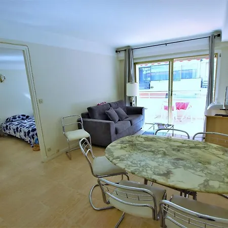 Located Behind The Martinez At 50 Meters To The Croisette Cannes